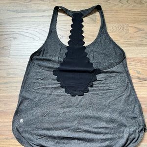 Lululemon tank